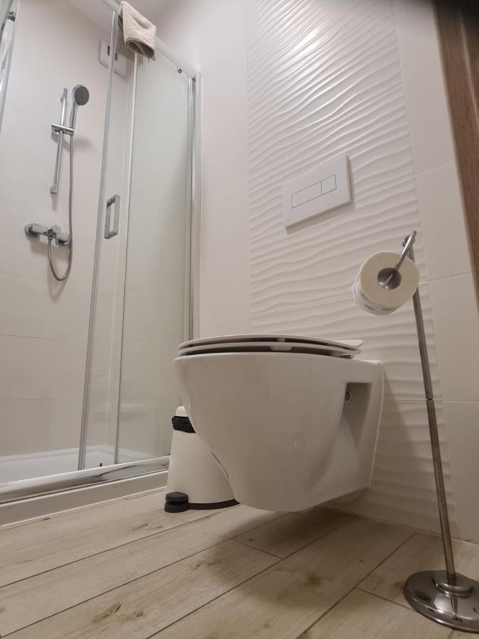 פוזנן Mostowa 23 Bruno Apartment, Self Check-In 24H, Free Parking, Air-Conditioning מראה חיצוני תמונה